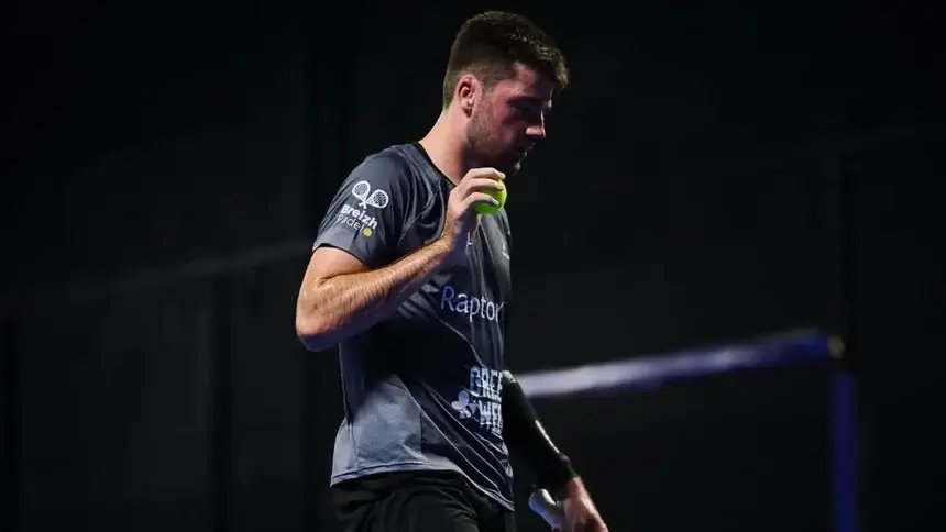 Dylan Guichard : Top 1 français et espoir du padel mondial.